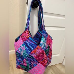Kaffe Fassett Fabric Mondo Large Quilted Bag. Reversible. New. Tote